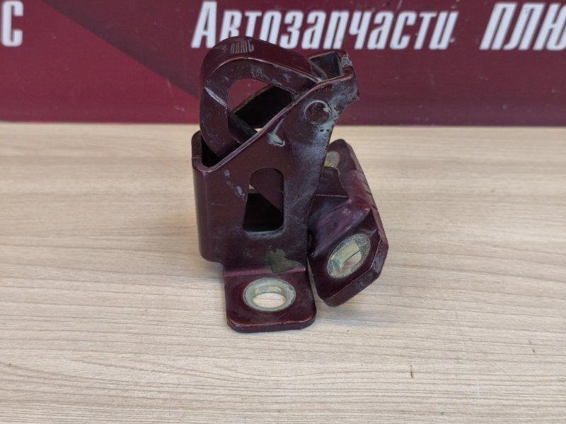 Петля двери багажника - фото 4