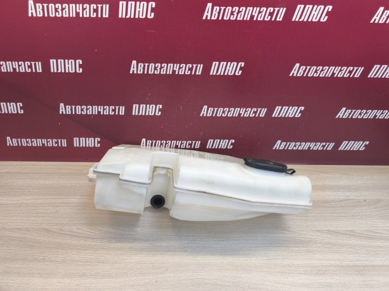 Бачок омывателя - фото 1
