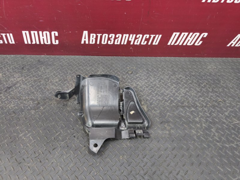 Пыльник двигателя - фото 1