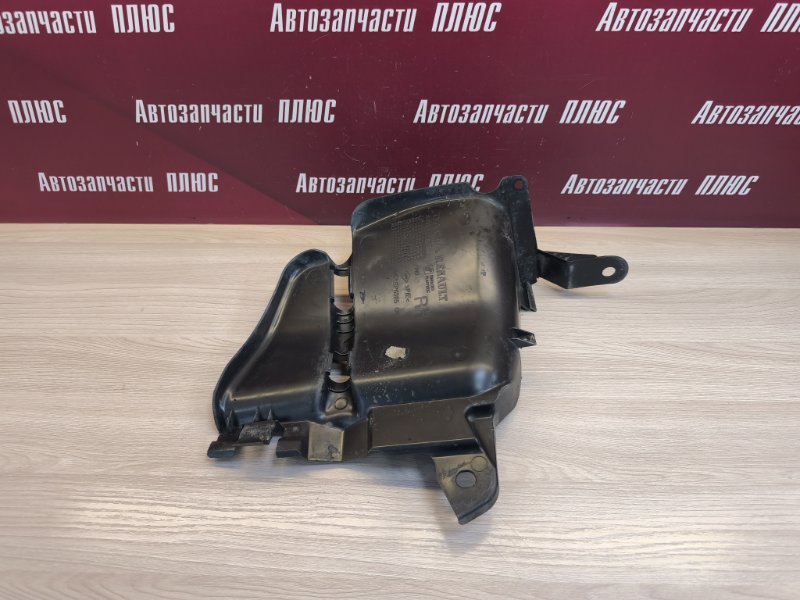 Пыльник двигателя - фото 1