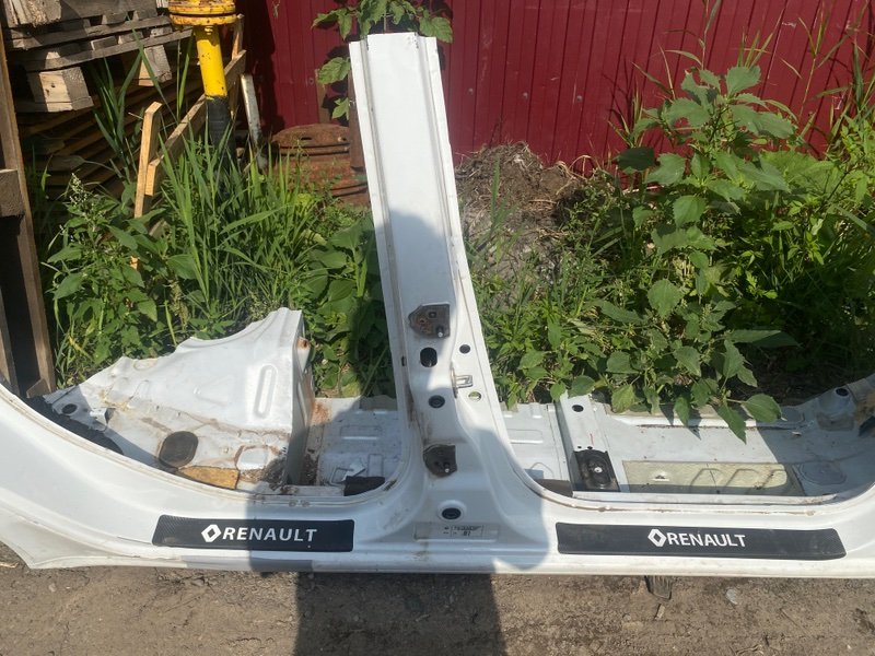 Порог   со стойкой - фото 1