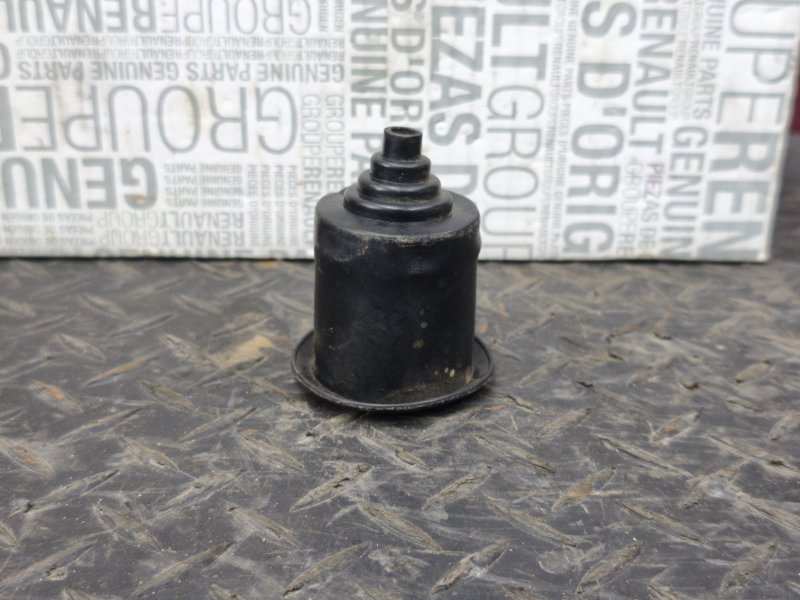 Пыльник фары - фото 2