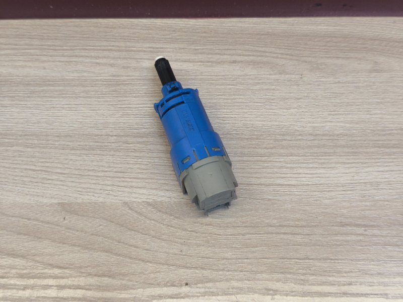 Датчик педали сцепления - фото 3