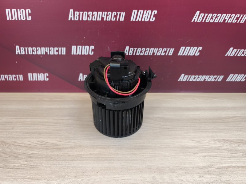 Мотор печки - фото 1