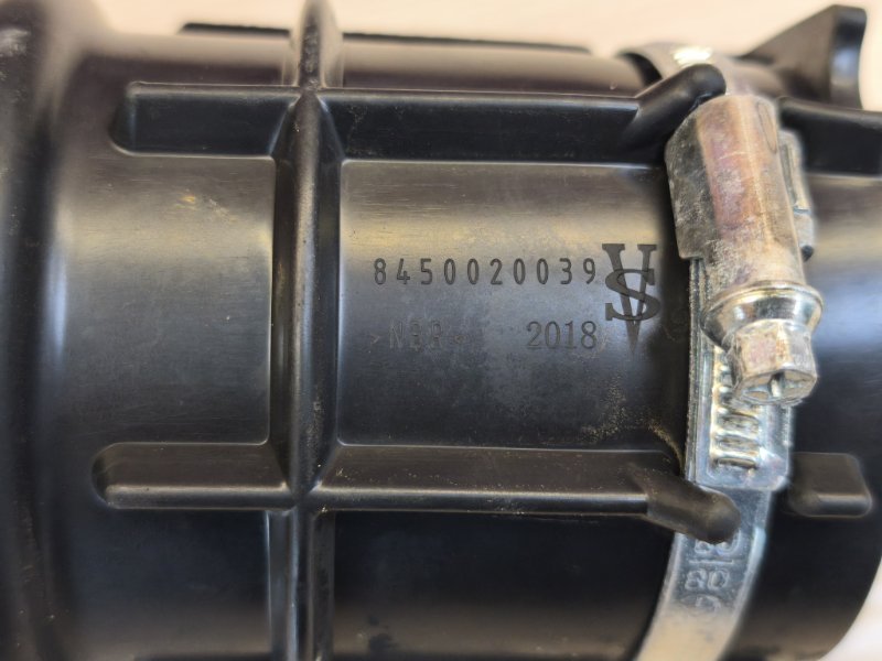 Патрубок воздушного фильтра - фото 10