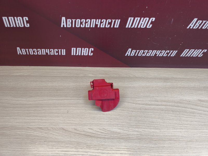 Крышка клеммы аккумулятора - фото 1