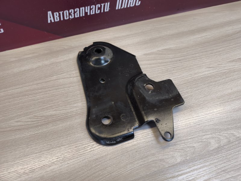 Кронштейн подрамника - фото 4