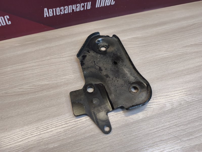 Кронштейн подрамника - фото 8