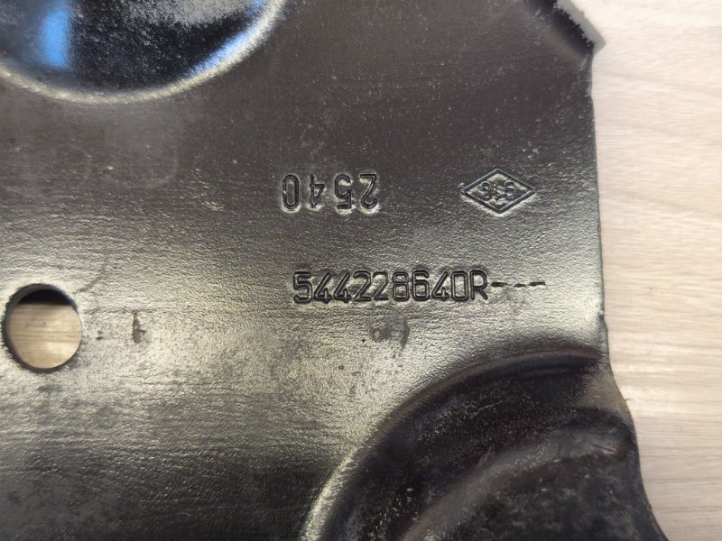 Кронштейн подрамника - фото 9