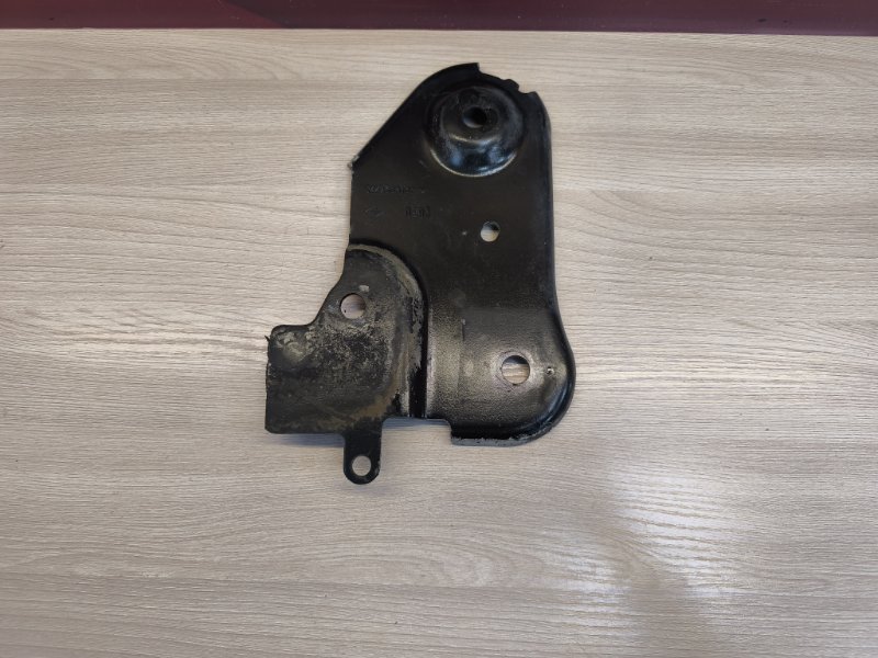 Кронштейн подрамника - фото 2