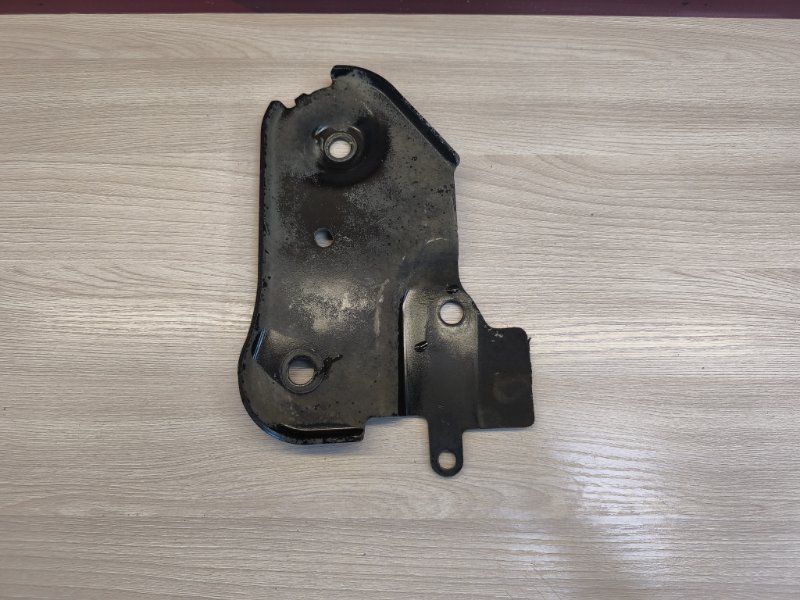 Кронштейн подрамника - фото 5