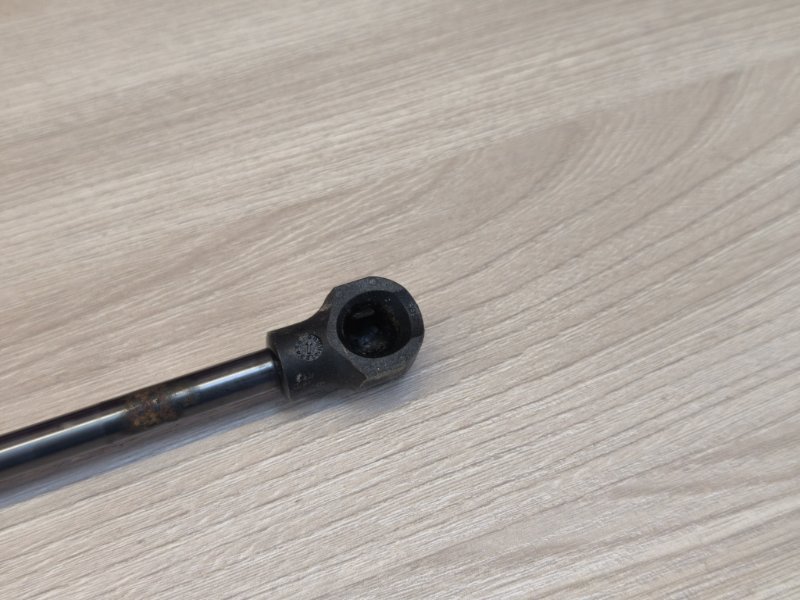 Амортизатор капота - фото 6