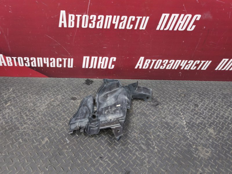 Пыльник двигателя - фото 1