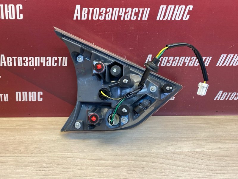 Фонарь крышки багажника - фото 5