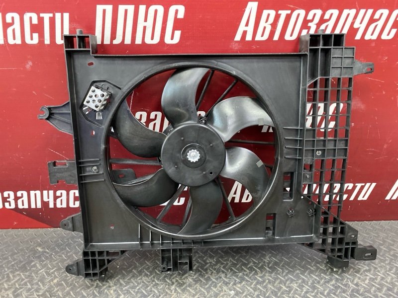 Диффузор радиатора - фото 1