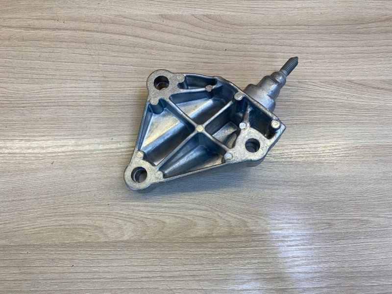 Кронштейн двигателя - фото 6