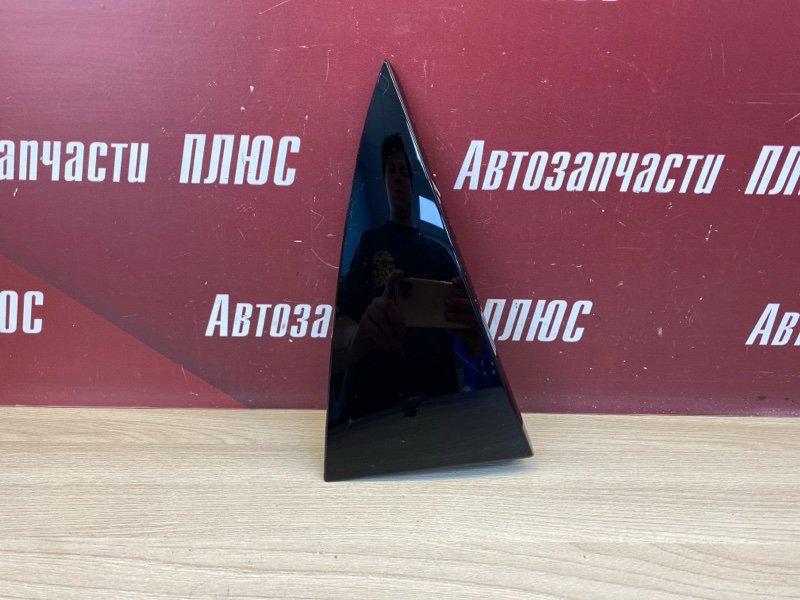 Накладка двери багажника - фото 1