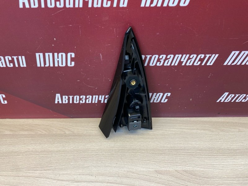 Накладка двери багажника - фото 6