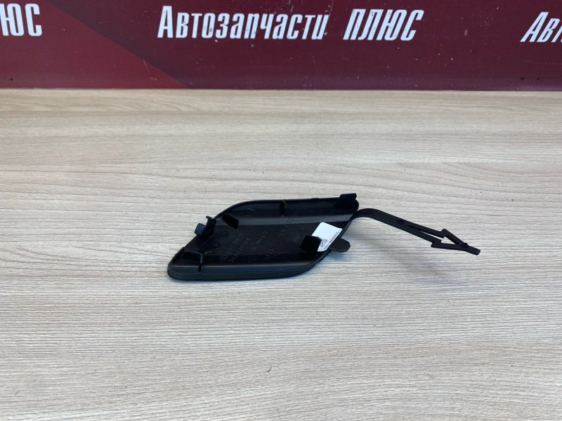Заглушка буксировочного крюка - фото 5