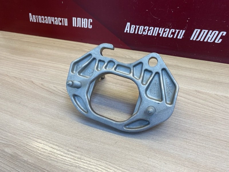 Кронштейн опоры двигателя - фото 8