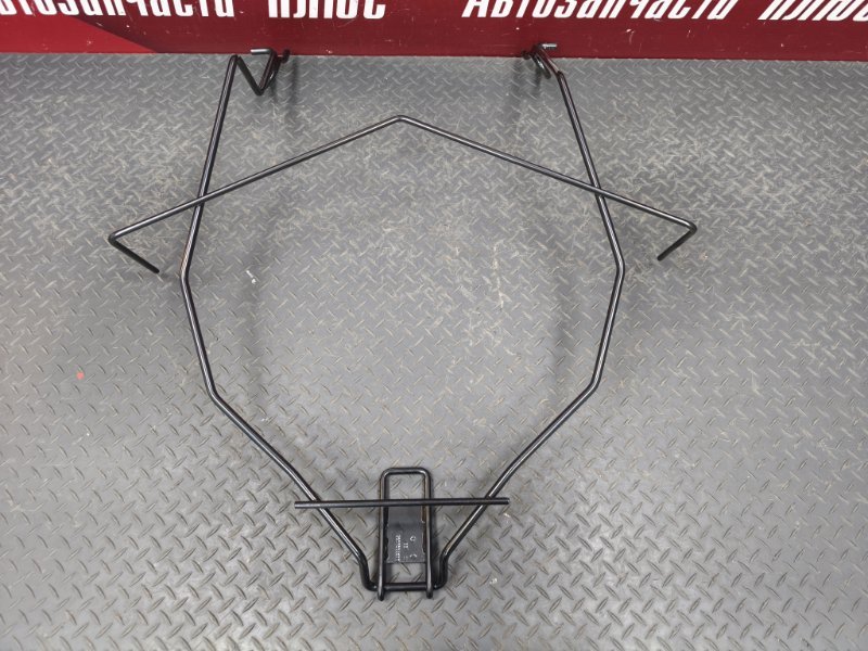 Крепление запасного колеса - фото 7