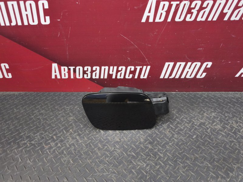 Лючок бензобака - фото 1