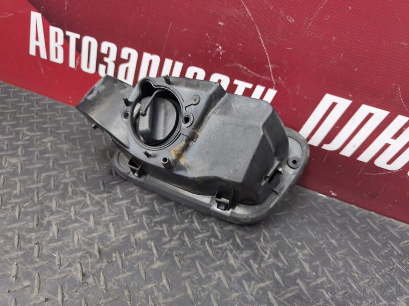 Лючок бензобака - фото 9