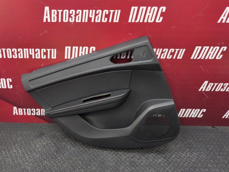 Обшивка боковой двери - фото 1