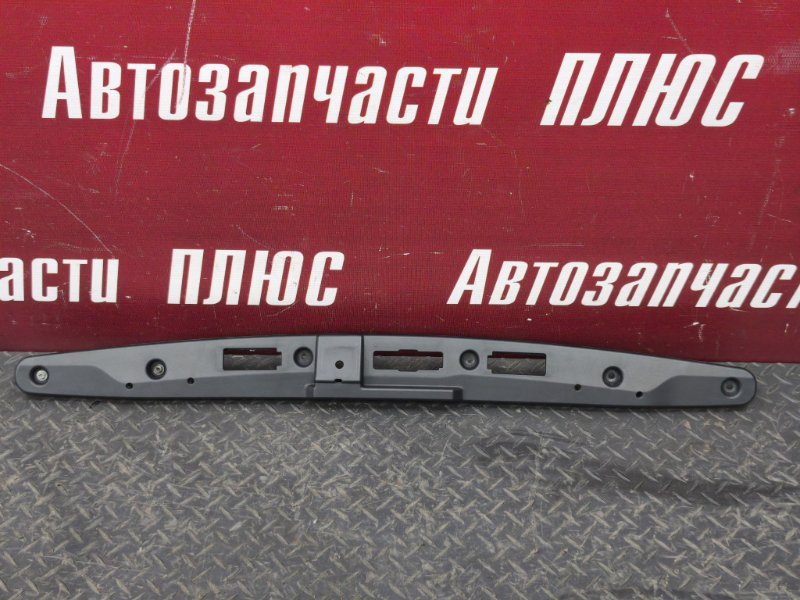 Накладка крышки багажника - фото 2