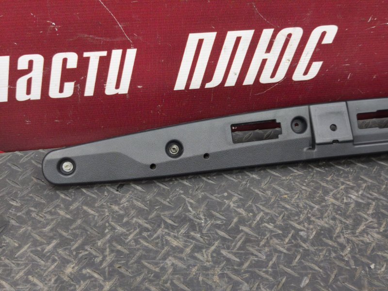 Накладка крышки багажника - фото 5