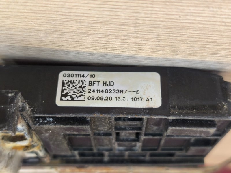 Клемма акб плюсовая - фото 10