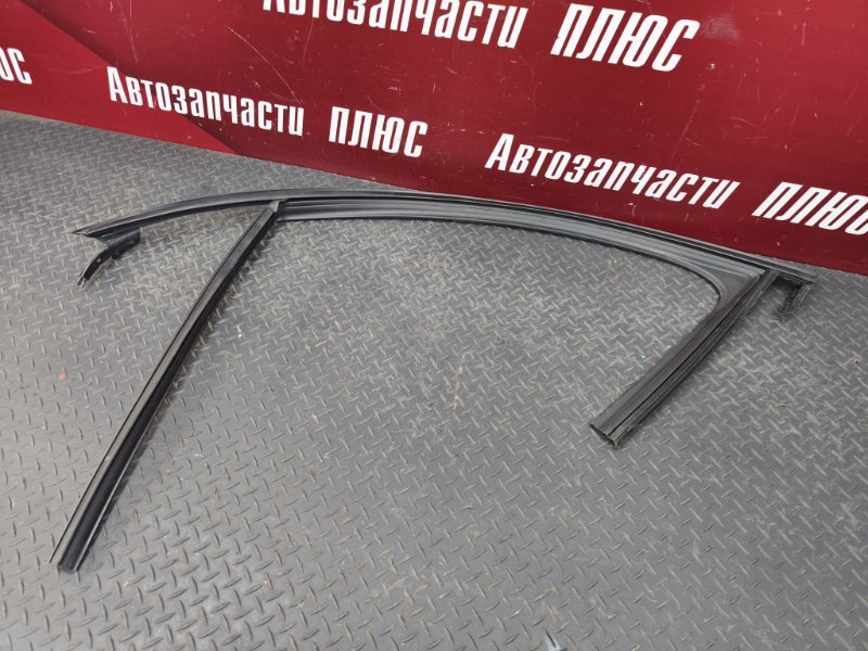 Уплотнитель стекла двери - фото 3