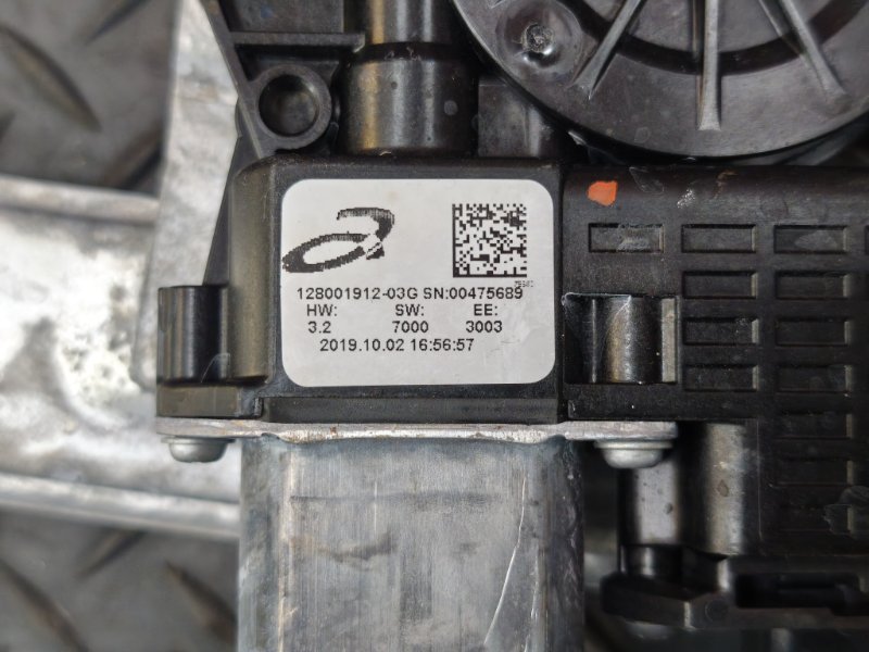 Стеклоподъемник    двери - фото 10