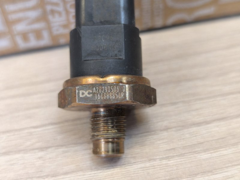 Датчик давления топлива - фото 9