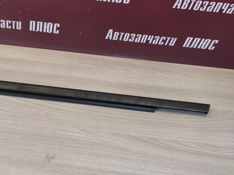 Уплотнитель стекла двери внешний - фото 3