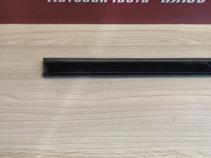 Уплотнитель стекла двери внешний - фото 6
