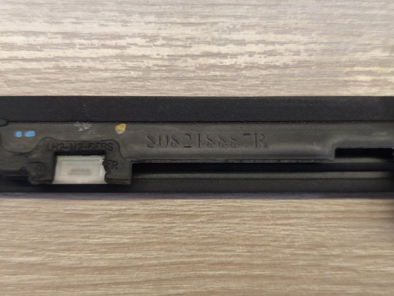 Уплотнитель стекла двери внешний - фото 8