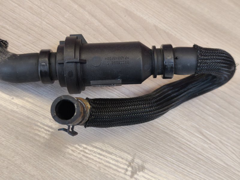 Патрубок системы охлаждения - фото 7