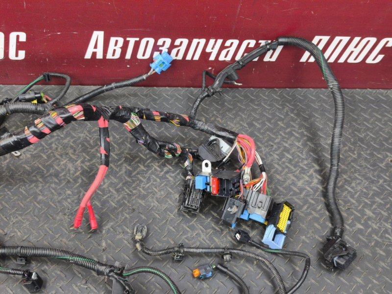 Проводка подкапотная - фото 9