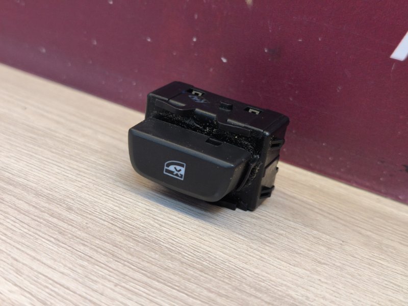 Кнопка блокировки стеклоподъемников - фото 4