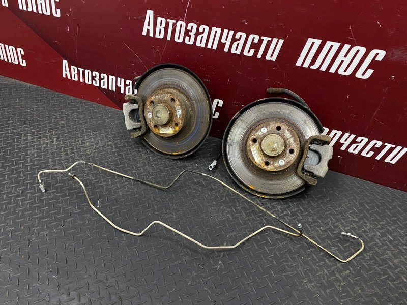 Комплект задних дисковых тормозов - фото 1