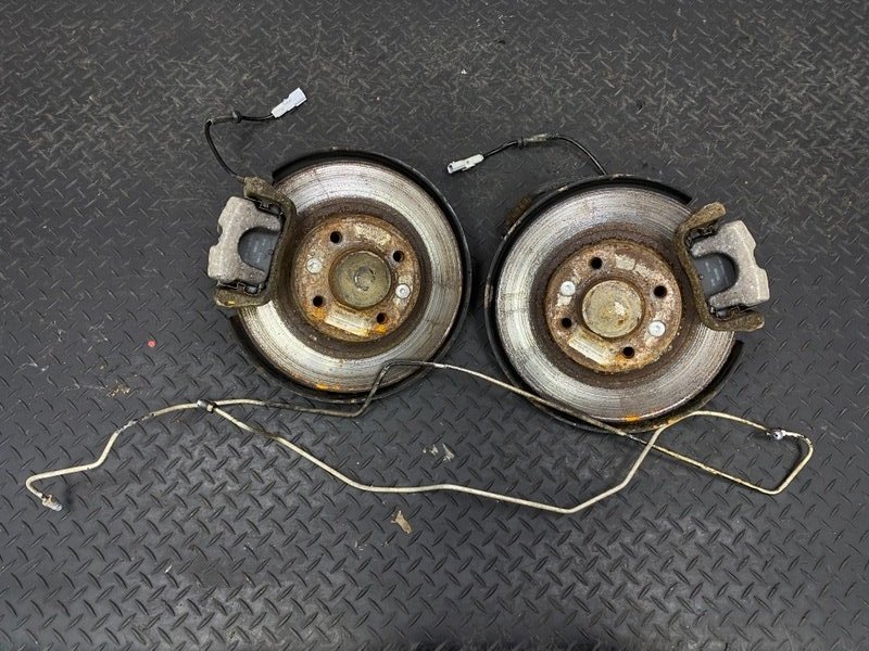 Комплект задних дисковых тормозов - фото 1