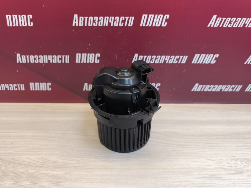 Мотор печки - фото 1