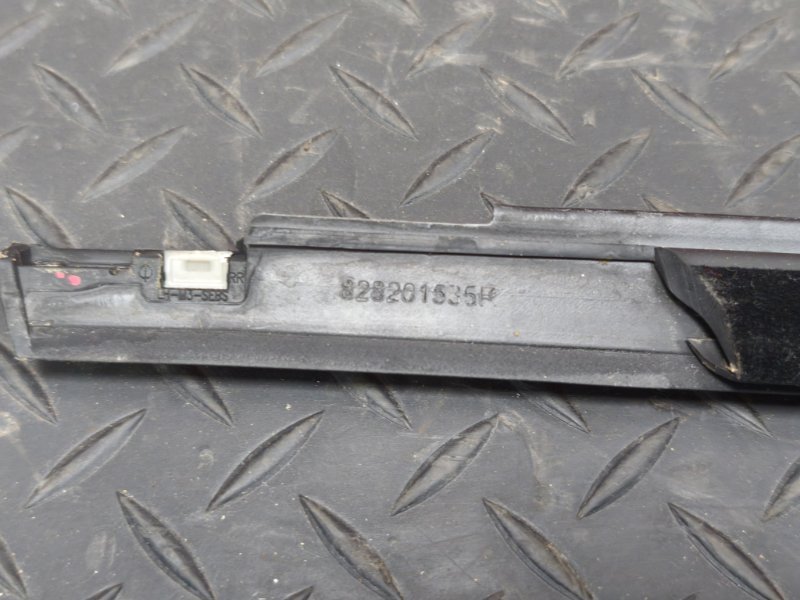 Уплотнитель стекла двери внешний - фото 9