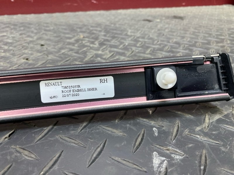 Молдинг крыши - фото 10