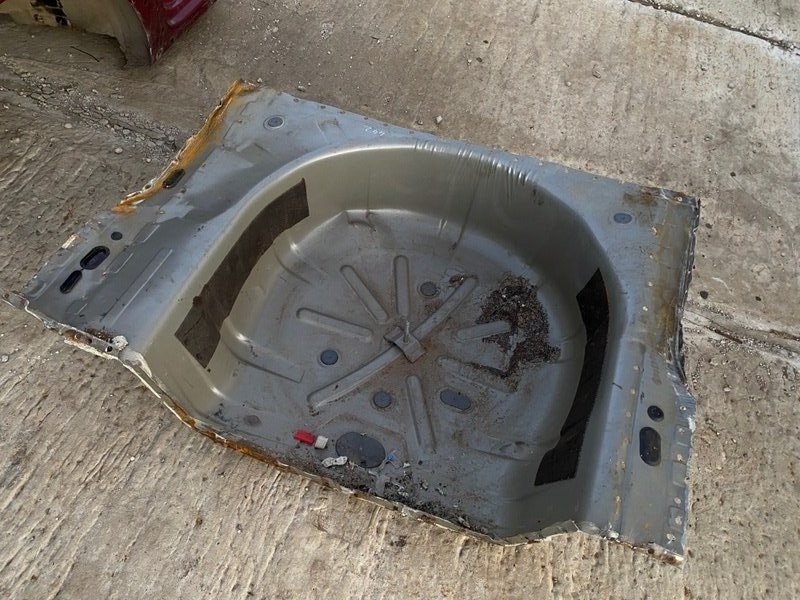 Ниша запасного колеса - фото 3