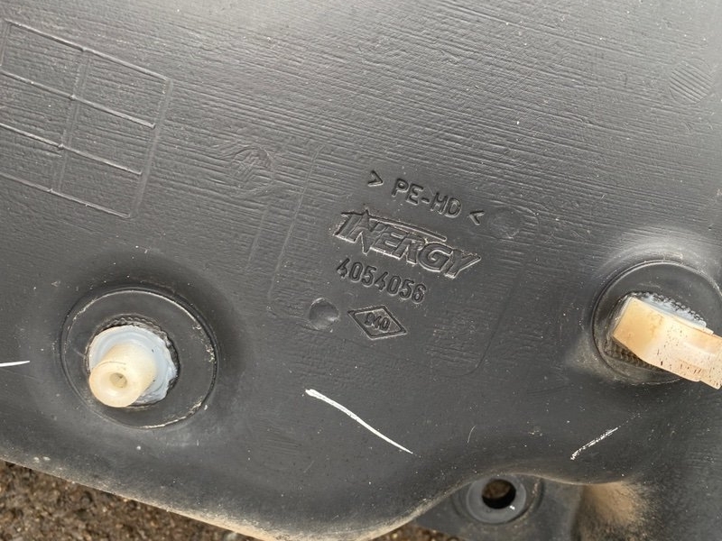 Топливный бак - фото 9