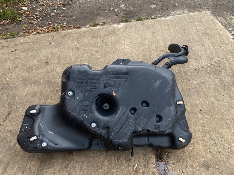 Топливный бак - фото 5