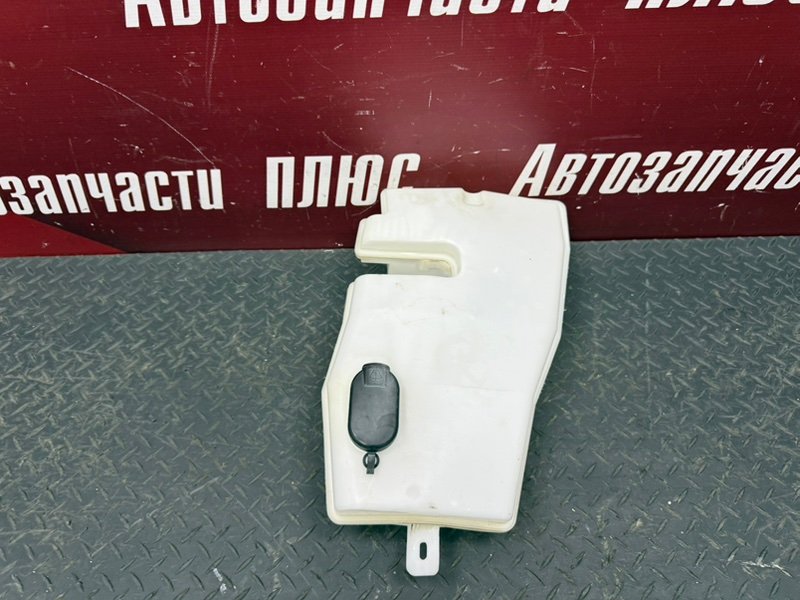 Бачок омывателя - фото 4