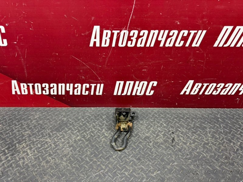 Крюк буксировочный - фото 1